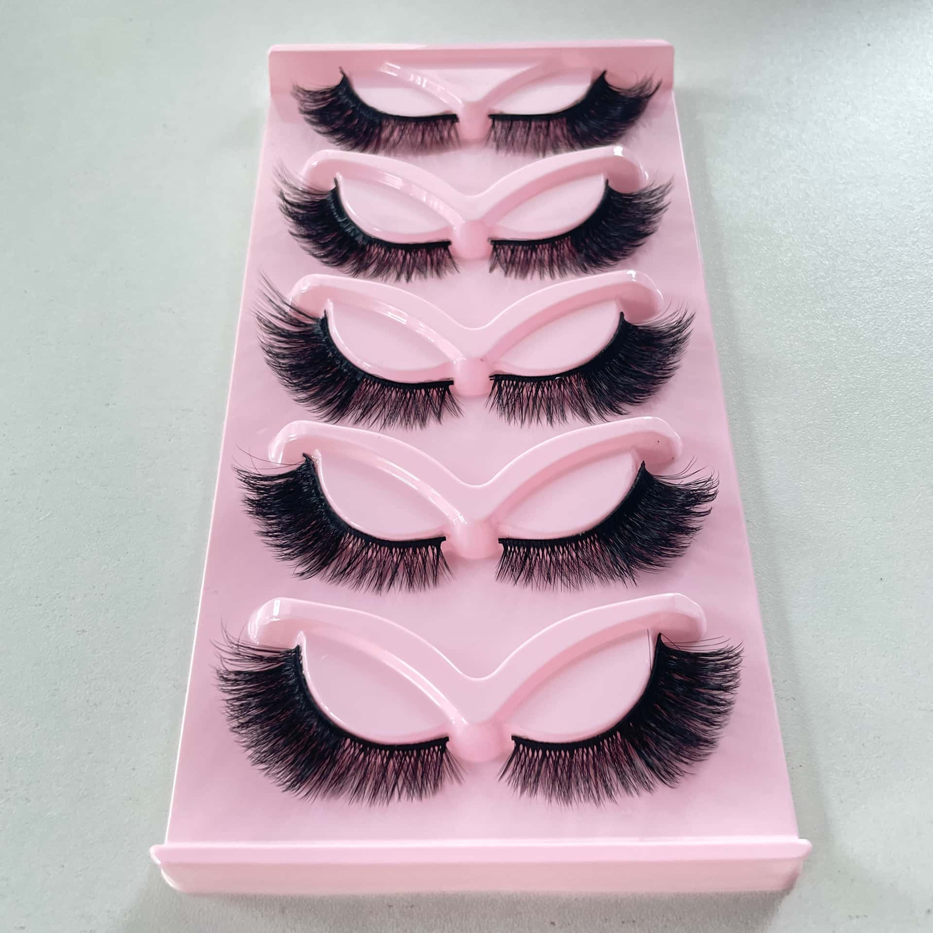 Cat-eye style with elongated tail part - 25L — 3
